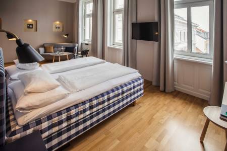 1_Die Scandinavian Junior Suite im Hotel Rathaus Wein & Design