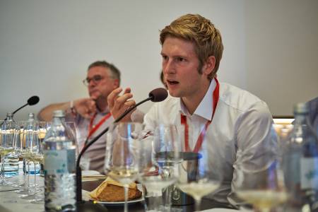 Tasting with Respect - on the microphone Franz Wehrheim