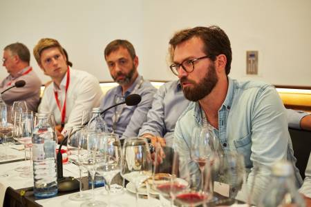 Tasting with Respect - on the microphone Franz Weninger