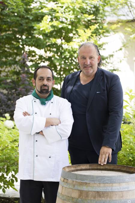 K&uuml;chenchef Robert Stojanovic und Waldemar Benedict
