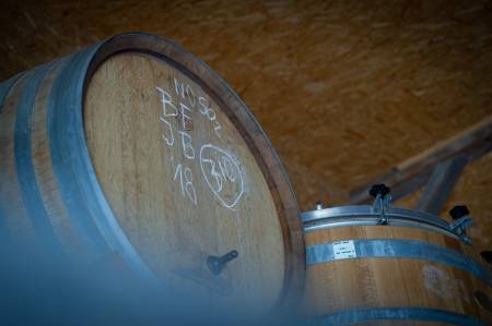 F&auml;sser im neuen Produktionsraum