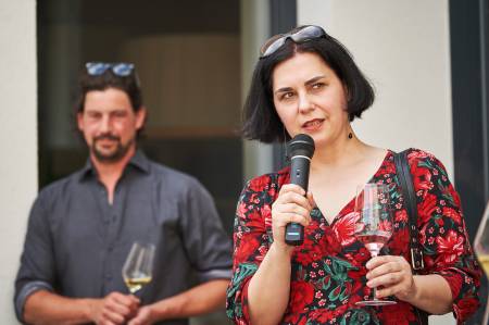 Master of Wine Anne Krebiehl bei ihrer Laudatio