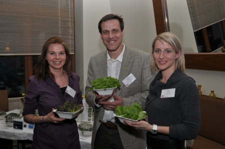 Jessie de Haan, Wolfgang Palme, Tanja Gruebl und Asiasalate